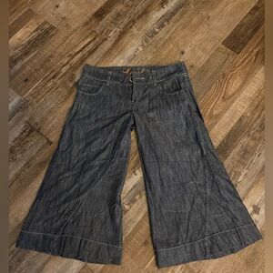 Level 99 wide leg Bermuda style shorts